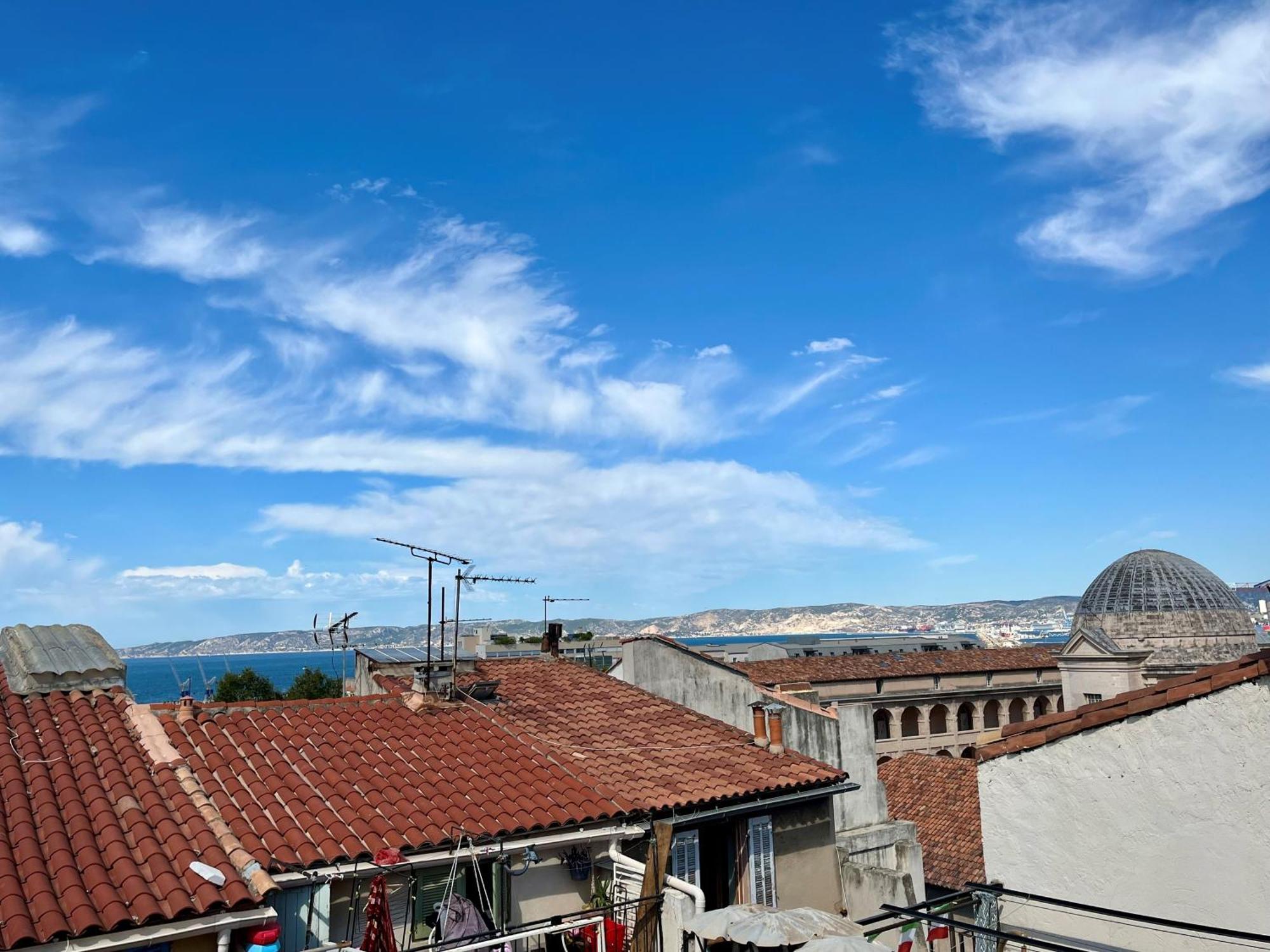 Le Panier - Joli Duplex Centre Ville Historique Avec Grande Terrasse Et Balneo Proche Vieux Port Marseille Exterior photo