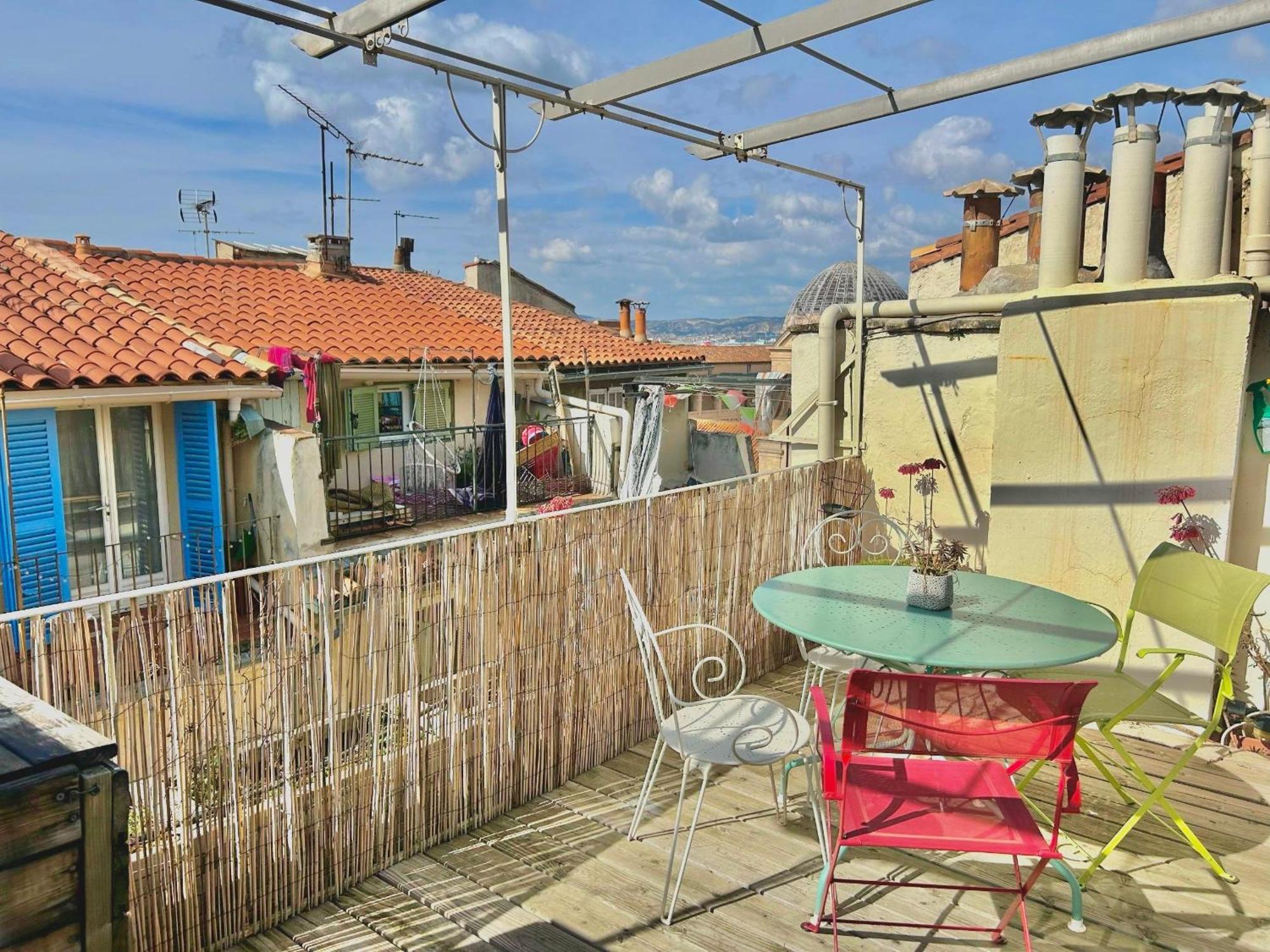 Le Panier - Joli Duplex Centre Ville Historique Avec Grande Terrasse Et Balneo Proche Vieux Port Marseille Exterior photo